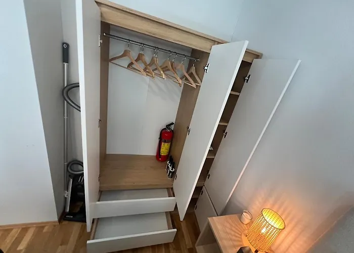 Cozy Gem In The Heart Of Apartment *